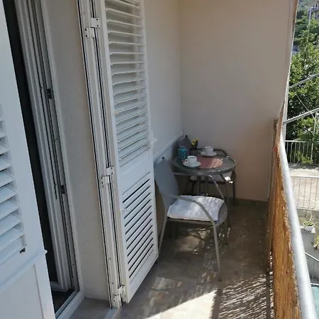 Jela Sibenik