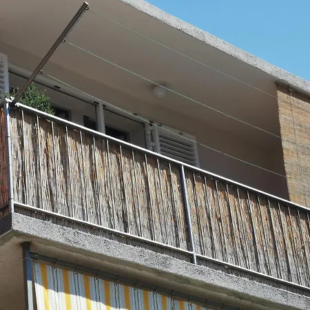 Casa de hóspedes Jela 3*